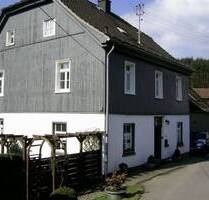 Naturliebhaber-Single, Gepflegte, 2-Zimmer-Etagenwohnung,Carport, sep.Gartenterrasse, ruhige, ländliche Wohnlage, Marienheide-Ortsteil,