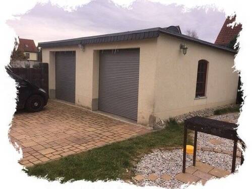 Garage.JPG - 