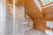 Das Duschbad im Dachgeschoss - 
