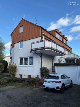 Vom Hof her - 3 Zimmer Etagenwohnung in Eschborn