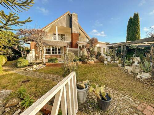 Titel - Großzügiges Einfamilienhaus mit Sommergarten, Sauna in Großefehn