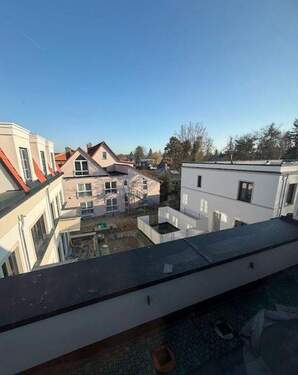 Balkon: Ungestört mit Fernblick - Etagenwohnung mit 105,20 m&sup2; in Stahnsdorf zum Kaufen