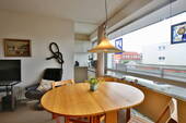 Esstisch - Wohnung mit großem Süd-West-Balkon, 2 Schlafzimmer und mit viel Potenzial