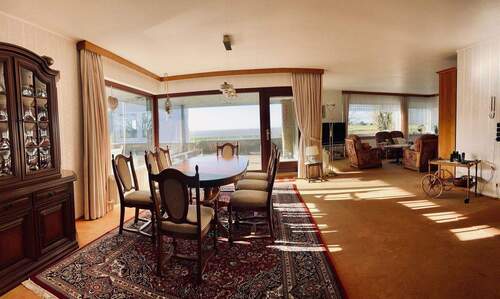 Wohnzimmer mit Elbblick - 