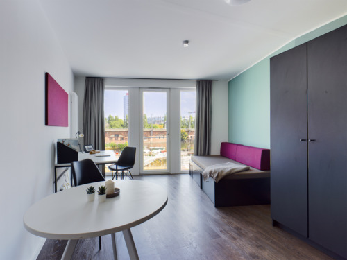 Schlaf- & Arbeitszimmer - 1 Zimmer Etagenwohnung zur Miete in Berlin