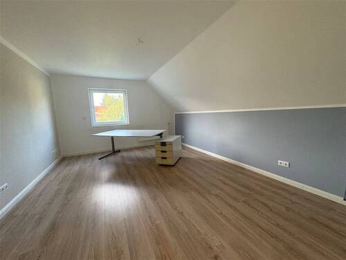 weiteres Zimmer Dachgeschoss - 