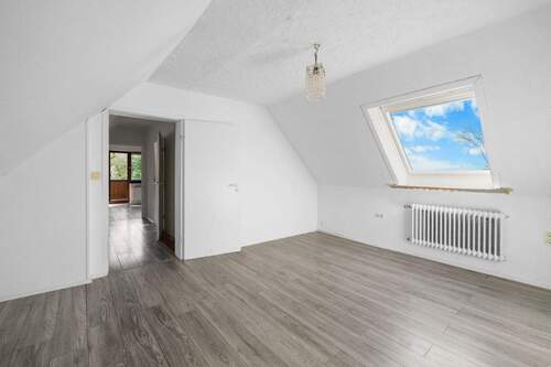 Zimmer II im Dachgeschoss - 