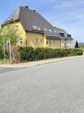 Hausansicht vorn - Schöne helle 3-Raum Wohnung - 360,00 EUR Kaltmiete, ca.  78,30 m² Wohnfläche