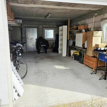 Garage - 