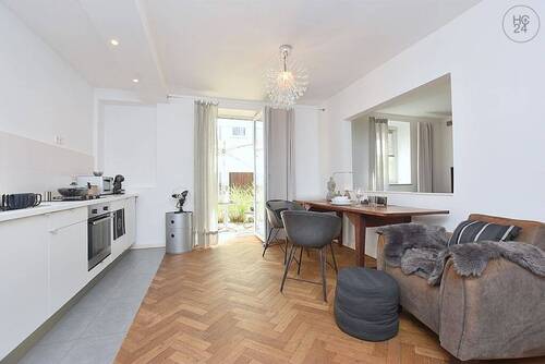 Bild1 - Exklusiv möblierte Altbauwohnung mit wöchentlichem Reinigungsservice im beliebten Stuttgarter Westen