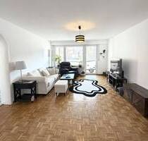 Beliebte Lage Stuttgart-West: Charmante 3,5-Zimmer-Wohnung mit Balkon & EBK - befristet auf 2 Jahre - Stuttgart / Stuttgart-West