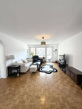 Wohn- und Esszimmer - Etagenwohnung mit 86,00 m&sup2; in Stuttgart / Stuttgart-West zur Miete