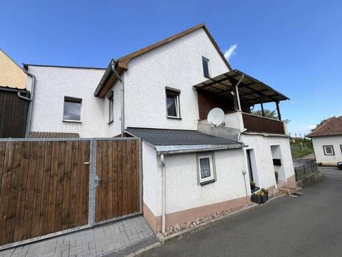 Seitenansicht - 5 Zimmer Einfamilienhaus zum Kaufen in Gotha