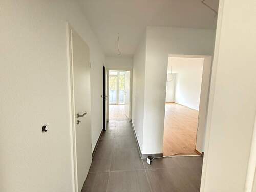 Bild 1 - Sanierte 3 Zimmer Wohnung - 224.000,00 EUR Kaufpreis, ca.  72,00 m² Wohnfläche