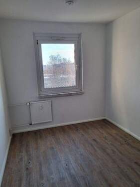 20251202_090249_resized.jpg - 3 Zimmer Etagenwohnung zur Miete in Chemnitz