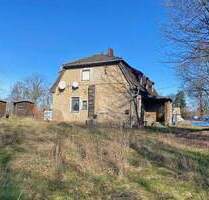 Eicha: Baufälliges Haus auf idyllischem Grundstück - Naunhof / Eicha