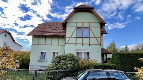 Straßenansicht - Mehrfamilienhaus, Wohnhaus mit 163,70 m&sup2; in Pirna zum Kaufen