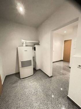 Flur - 1 Zimmer Etagenwohnung zur Miete in Plauen