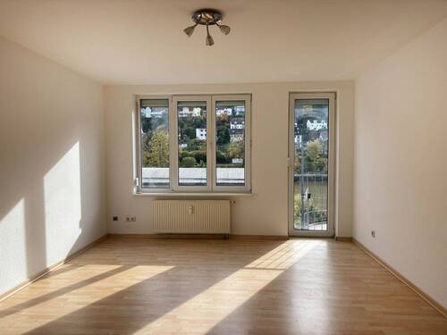 Wohnzimmer - Etagenwohnung mit 58,70 m² in Heidelberg zum Kaufen