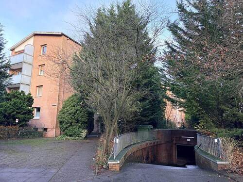 Außenansicht - Tiefgaragenstellplatz in Hamburg-Eidelstedt!