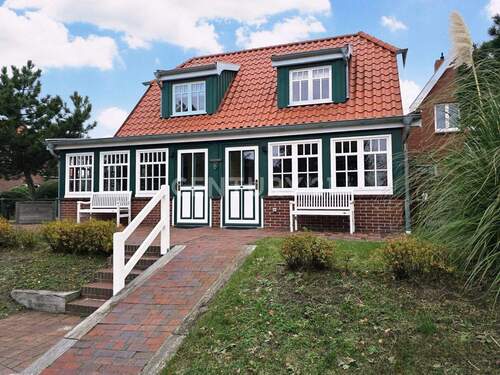 Ansicht vorne - Mehrfamilienhaus, Wohnhaus mit 157,00 m&sup2; in Spiekeroog zum Kaufen