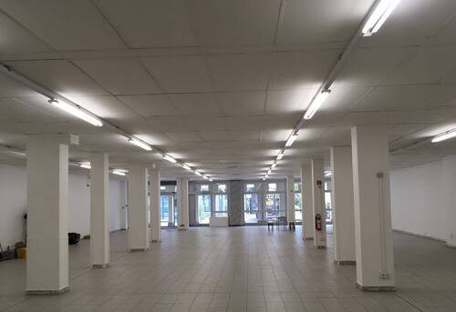 Verkaufsflaeche - Vielseitig nutzbare Laden-Lagerfläche in Sindelfingen-Maichingen