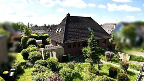 Straßenansicht - 5 Zimmer Einfamilienhaus zum Kaufen in Ganderkesee