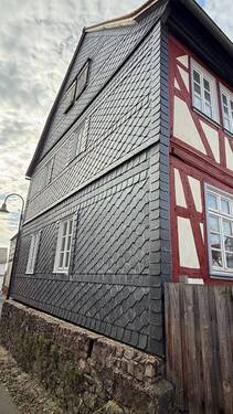 Naturschiefer Südfassade.JPEG - 