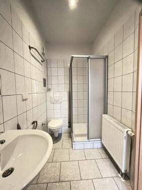 Bad - Etagenwohnung mit 55,70 m² in Plauen zur Miete