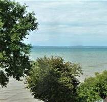 Ab 01.05.26: Gepflegte 2-Zi.-DG-Whg. in 1.Seereihe mit direktem Seezugang und unverbaubarer Seesicht - Langenargen