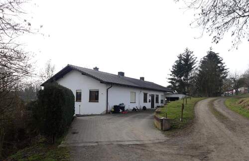 Hofeinfahrt - Provisionsfrei für Ersteher - Wohnung in Schrecksbach - Zwangsversteigerung!