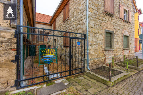 Haus - Einfamilienhaus mit 220,00 m² in Gatersleben zum Kaufen