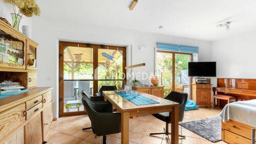 1. OG Wohnzimmer 1 - 