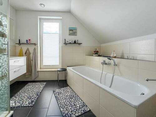 Badezimmer Dachgeschoss - 