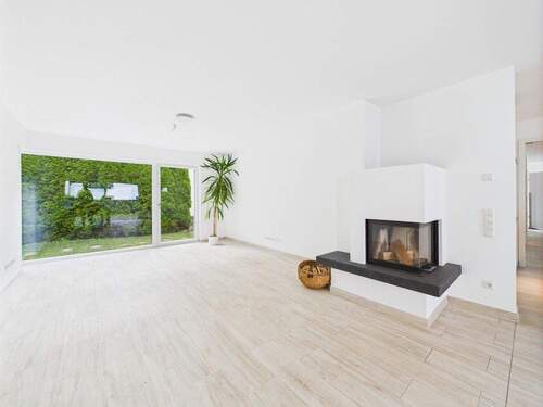 Wohnbereich mit Kamin - 