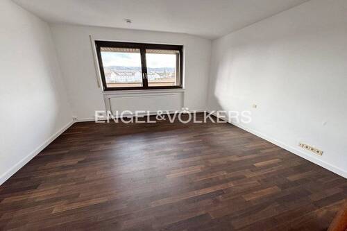 Bild 3 - 4 Zimmer Etagenwohnung in Ammerbuch-Pfäffingen