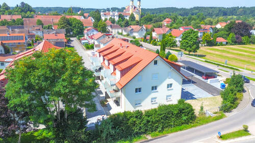 Außen - 4 Zimmer Etagenwohnung zum Kaufen in Rot an der Rot