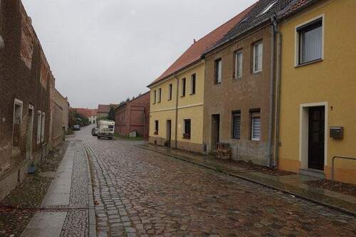 Stadteinwärts - 8 Zimmer Einfamilienhaus in Mühlberg
