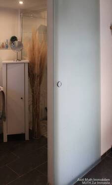 Blick ins Badezimmer - 