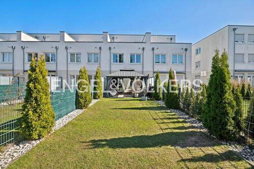 Rückansicht - 5 Zimmer Reihenmittelhaus zum Kaufen in Berlin