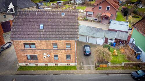 Luftaufnahme - Mehrfamilienhaus, Wohnhaus mit 280,00 m² in Söllingen zum Kaufen