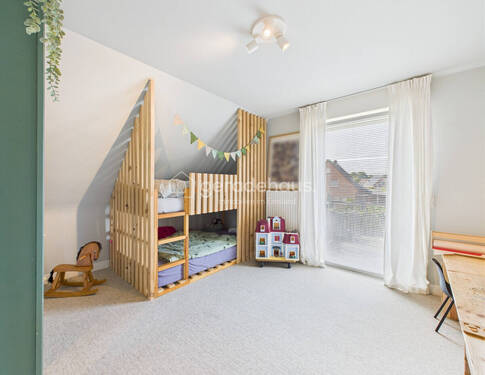 Zimmer 2 - 