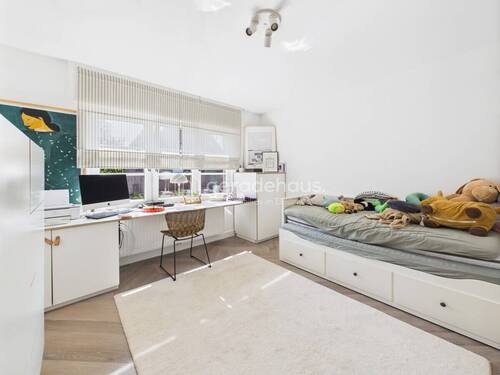 Zimmer 3 - 