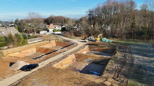 Erdarbeiten_Baugrube Keller - 