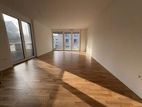 Wohnen_Essen - 3 Zimmer Etagenwohnung zur Miete in Aalen-Wasseralfingen