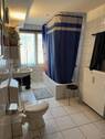 Badezimmer - Etagenwohnung mit 50,00 m² in Stuttgart zum Kaufen