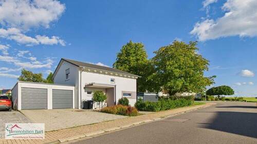 Seitenansicht - 5 Zimmer Einfamilienhaus in Mettlach / Weiten