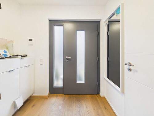 Eingangsbereich - Doppelhaushälfte mit 160,00 m&sup2; in München zum Kaufen