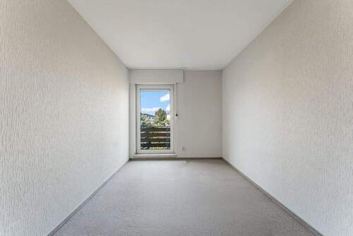 Schlafzimmer mit Balkonzugang - 