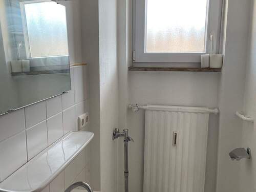 Tageslichtbad mit Dusche - 